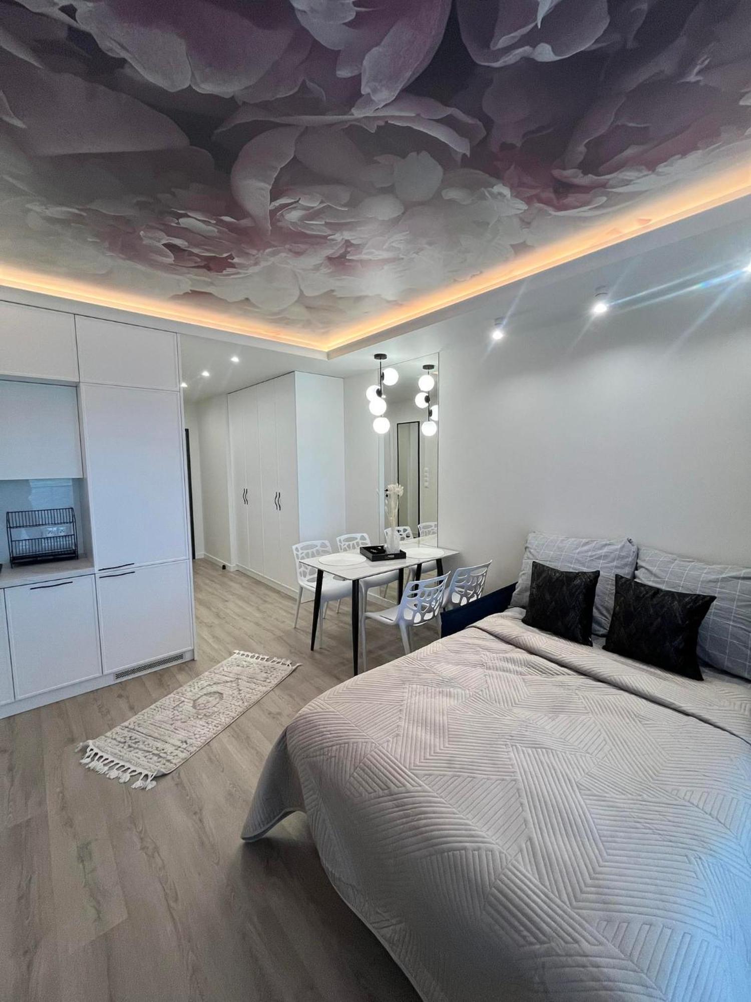 Apartment Pod Roza Szajnowicza Iwanowa 27a Kielce